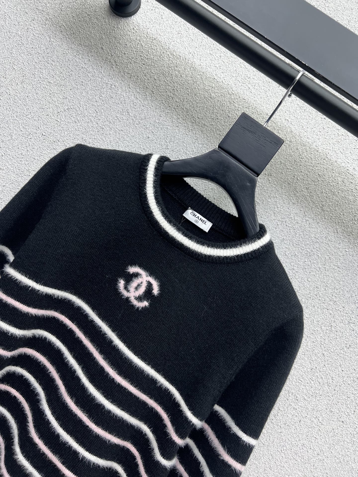 Striped knitted wool