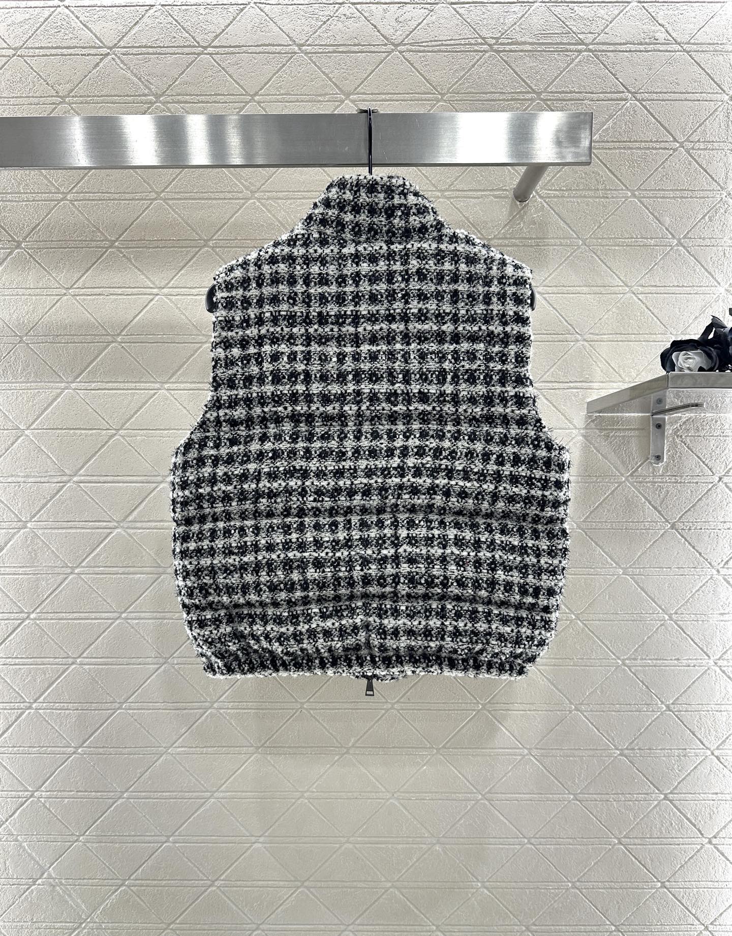 Standing collar woolen down vest