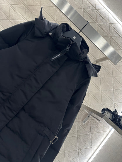 Detachable hooded waist down jacket