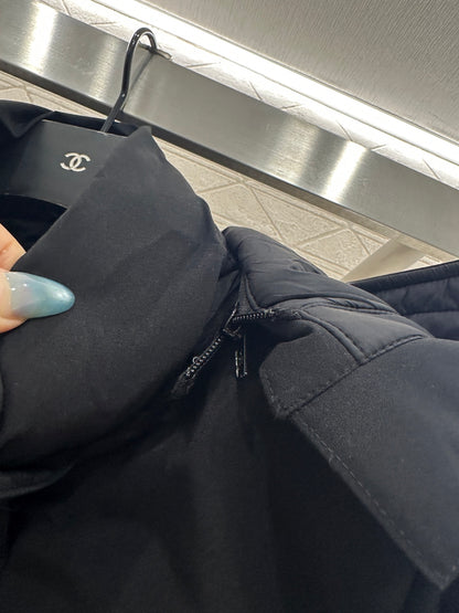 Detachable hooded waist down jacket