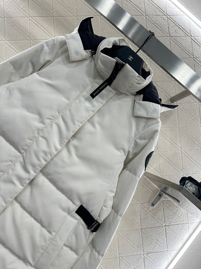 Detachable hooded waist down jacket