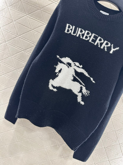 Logo loose pullover sweater