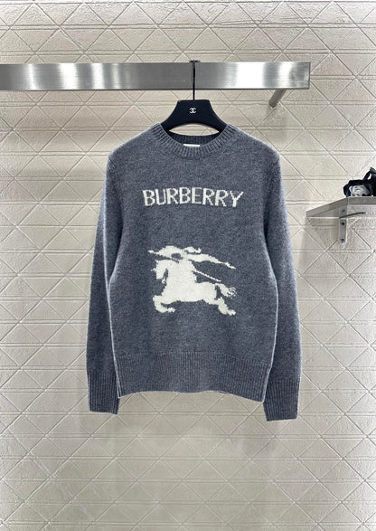 Logo loose pullover sweater