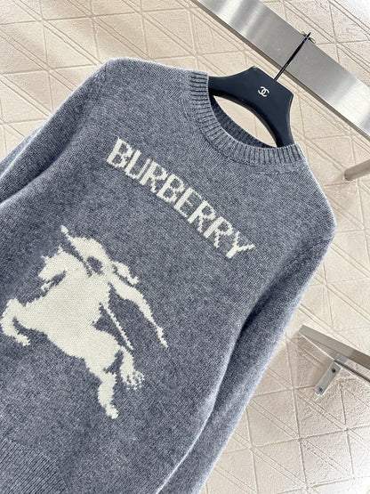 Logo loose pullover sweater