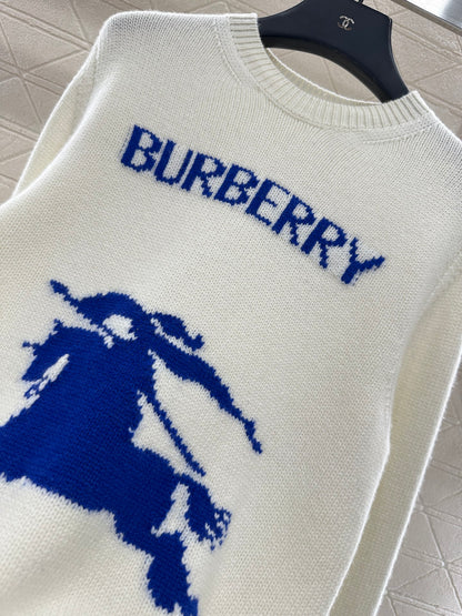 Logo loose pullover sweater