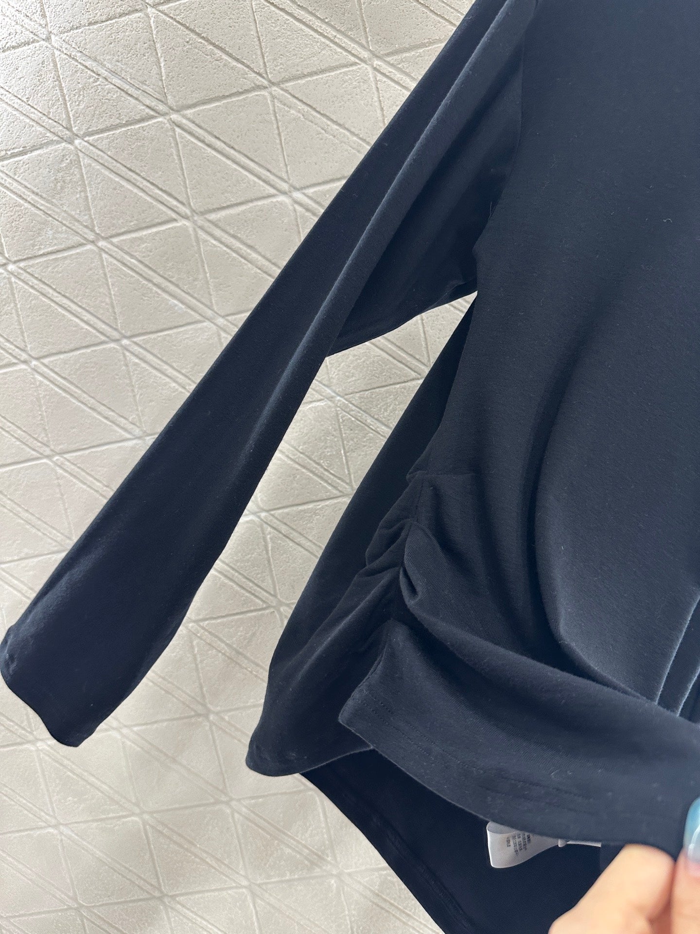 Single shoulder strap top