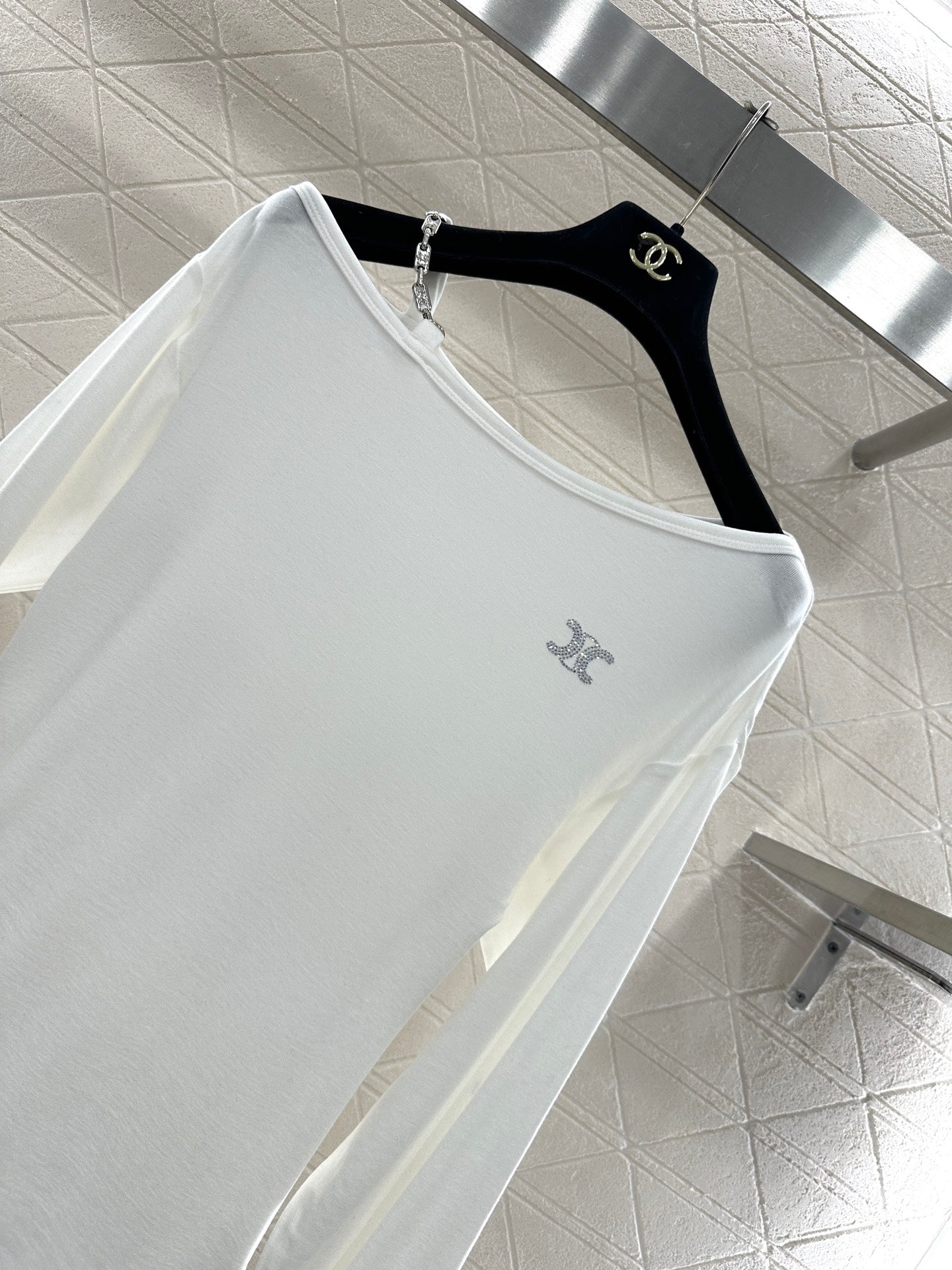 Single shoulder strap top