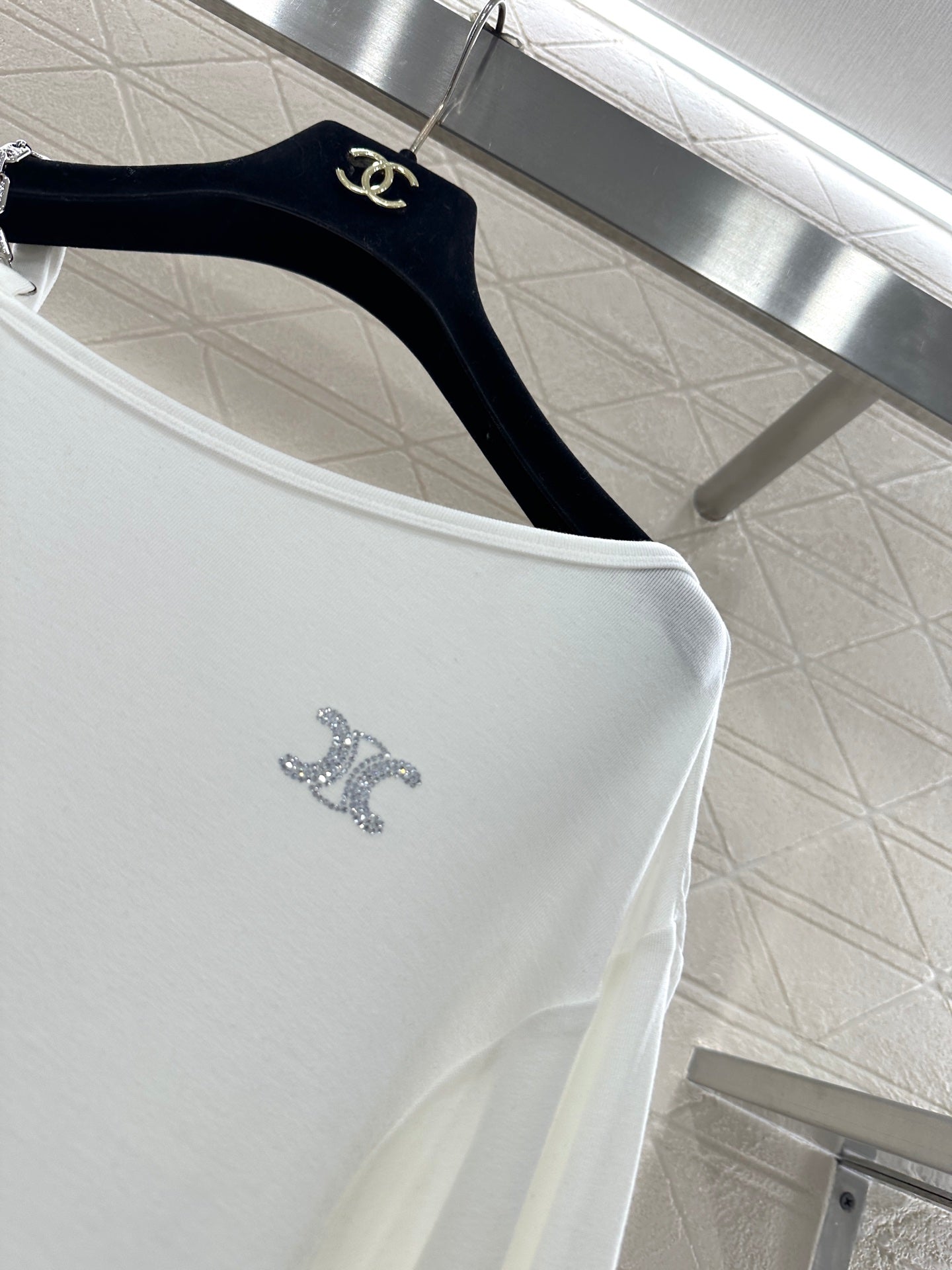 Single shoulder strap top