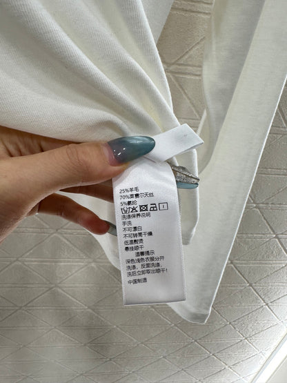 Single shoulder strap top