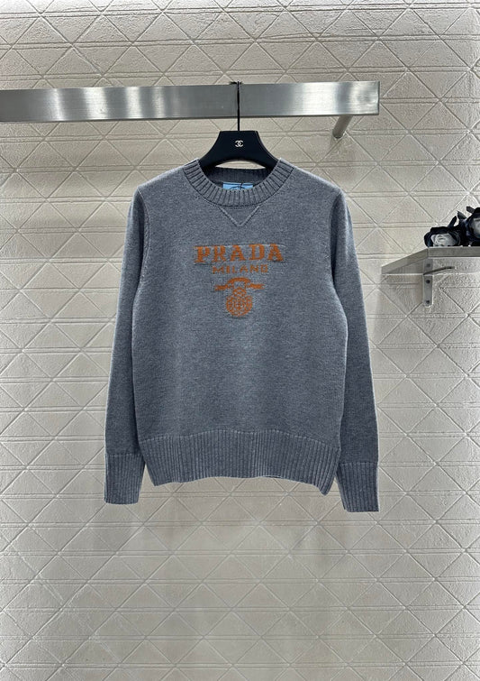 Logo loose pullover sweater