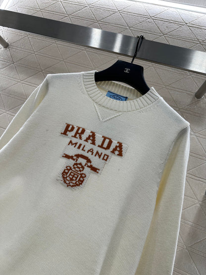 Logo loose pullover sweater