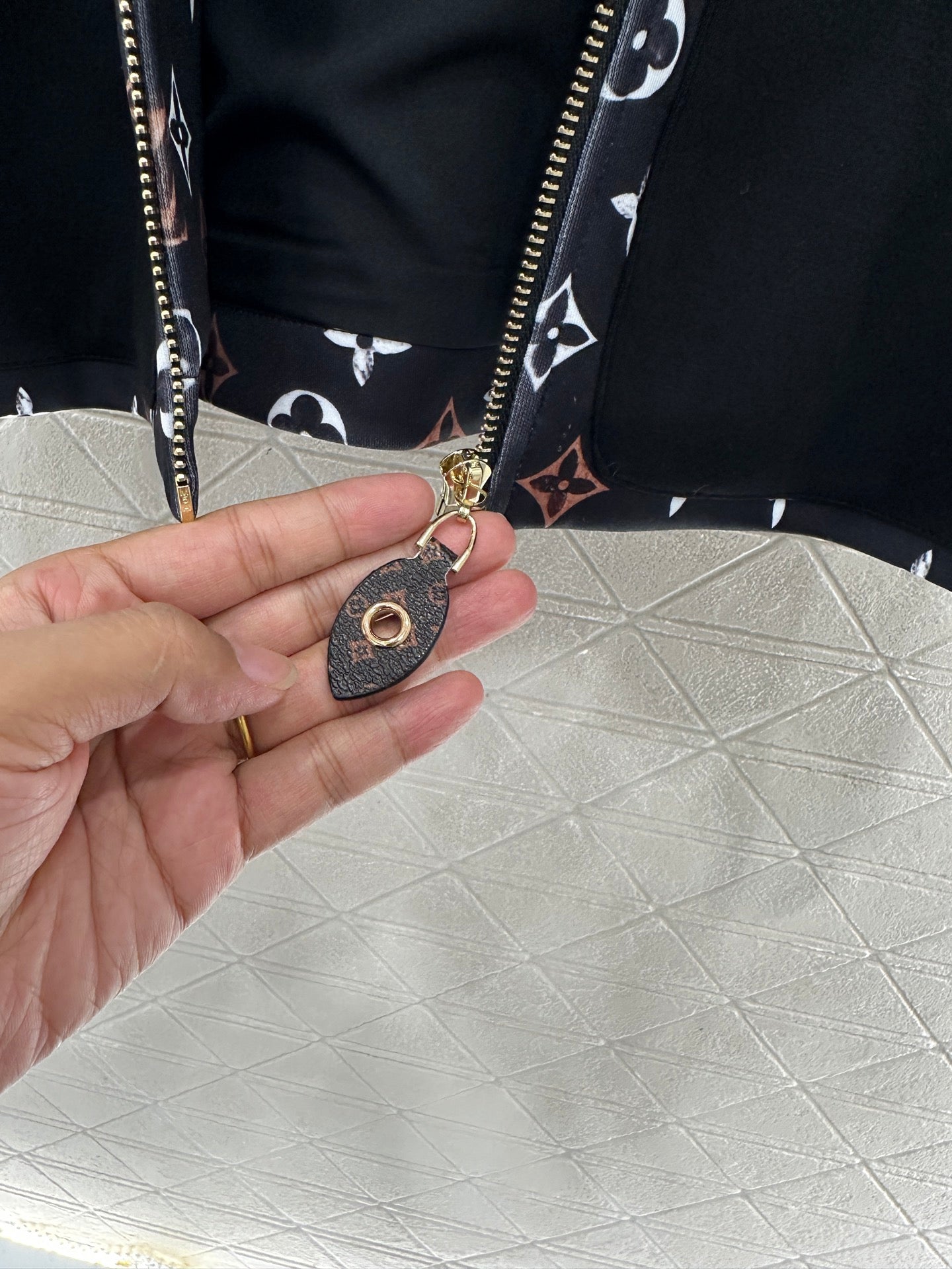 Printed hooded jacket