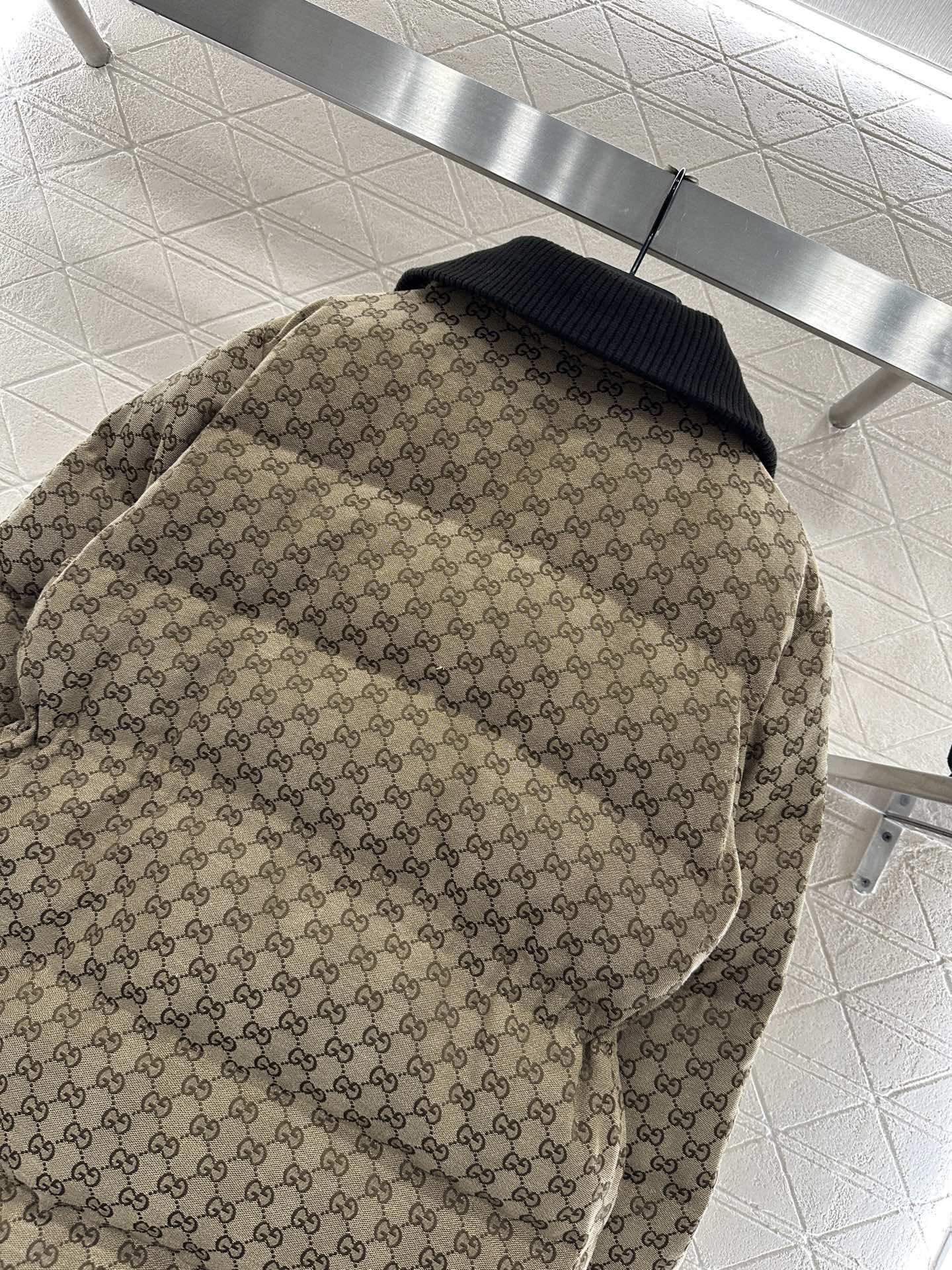 Jacquard mid length down jacket