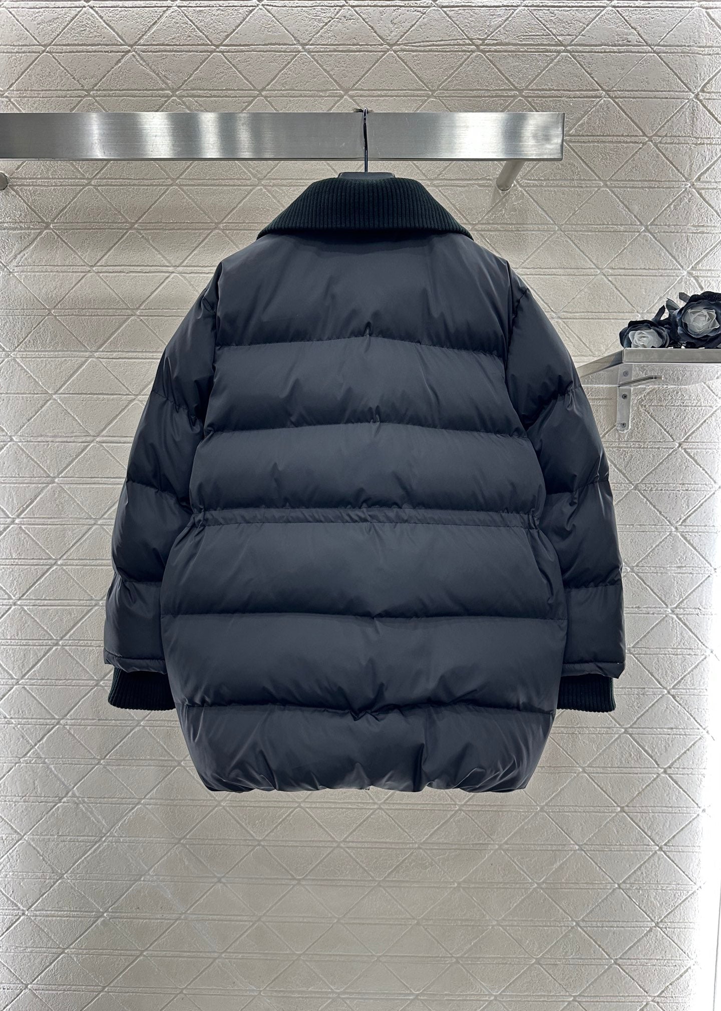 Jacquard mid length down jacket
