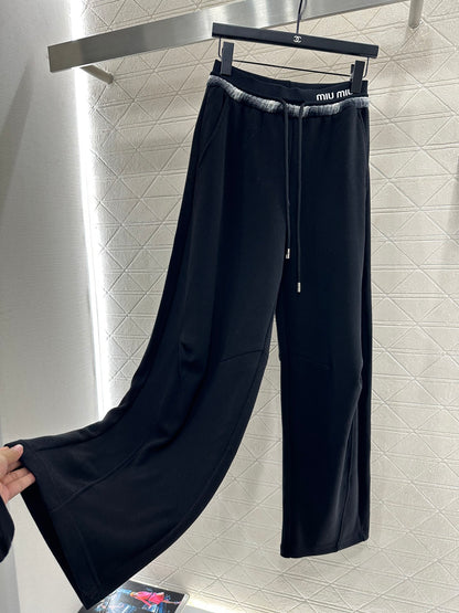 Wide leg curved knife pants