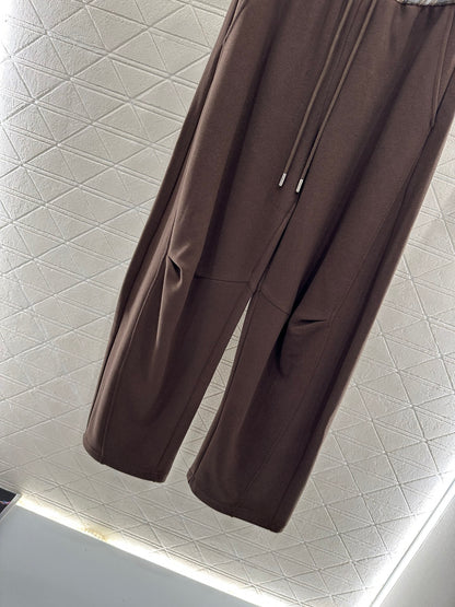 Wide leg curved knife pants