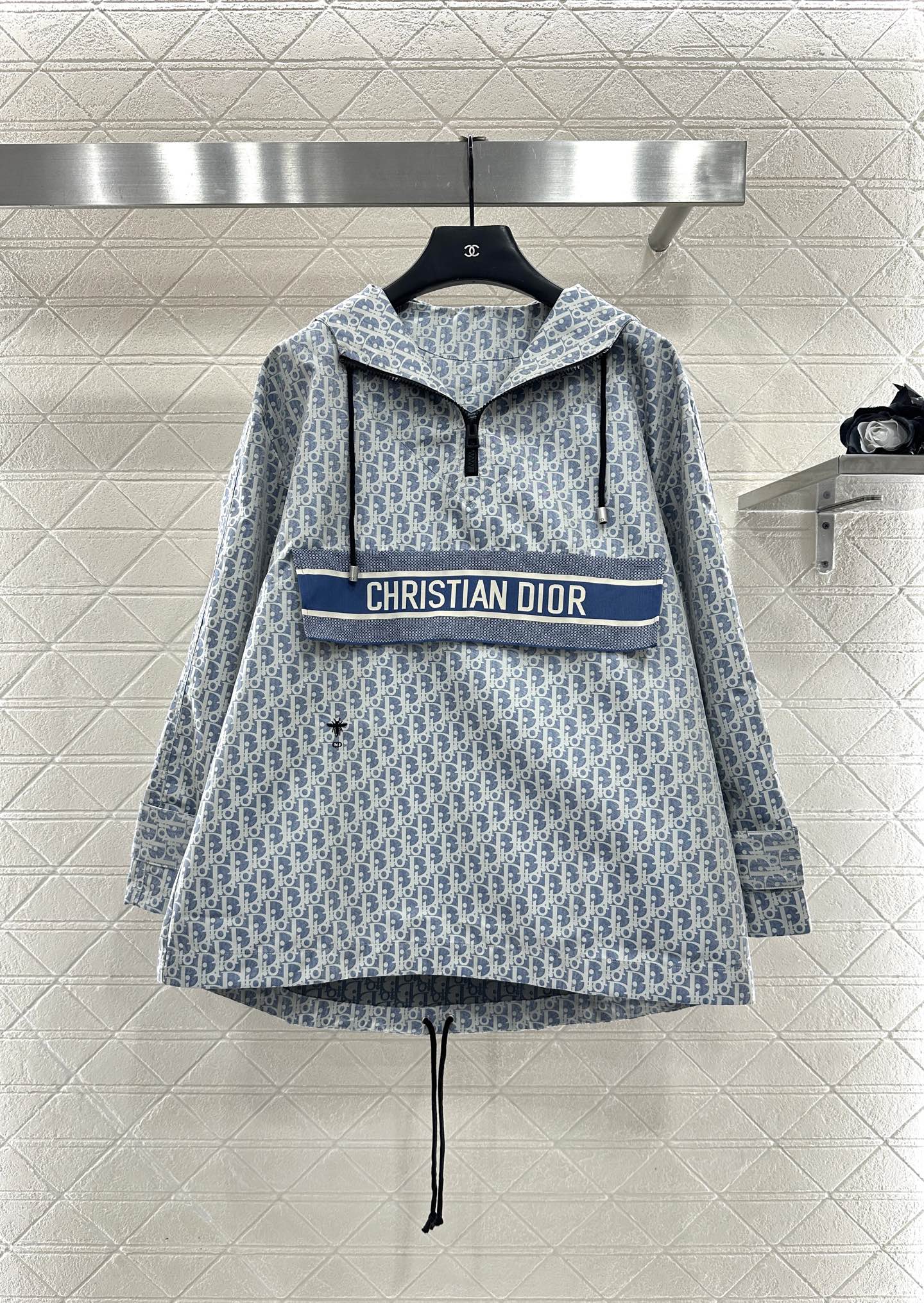 Jacquard hooded assault suit