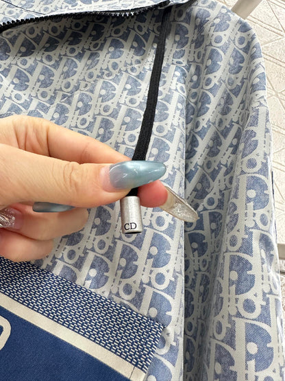 Jacquard hooded assault suit