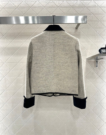 Contrasting color dress jacket