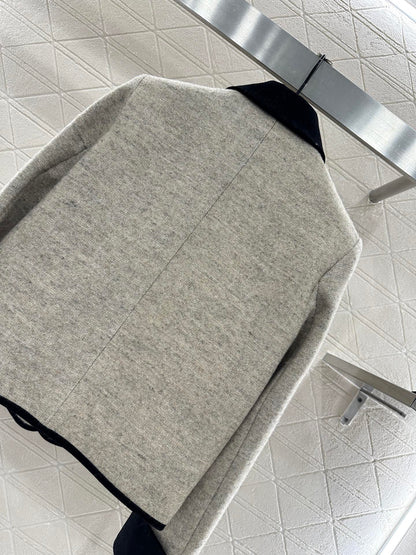 Contrasting color dress jacket