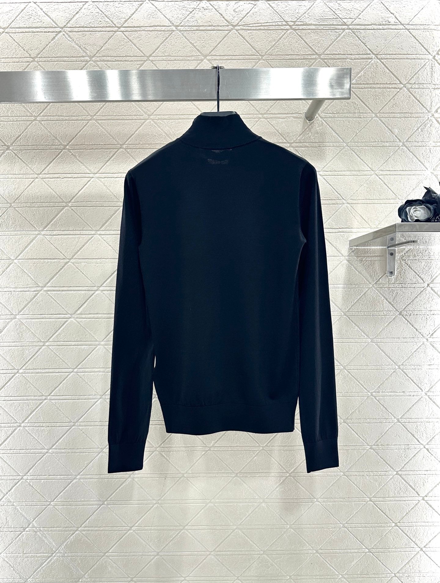 High neck chain knitted pullover sweater