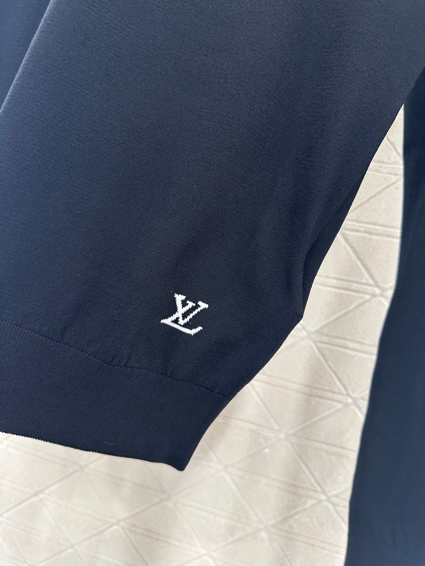 High neck chain knitted pullover sweater