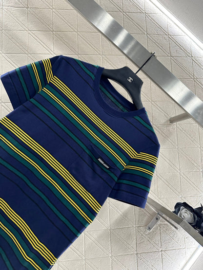 Pair grid, pair bar, round neck 𝑇𝑒𝑒