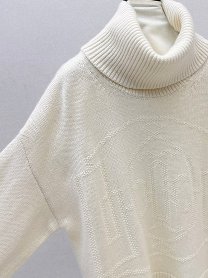 High neck cashmere sweater