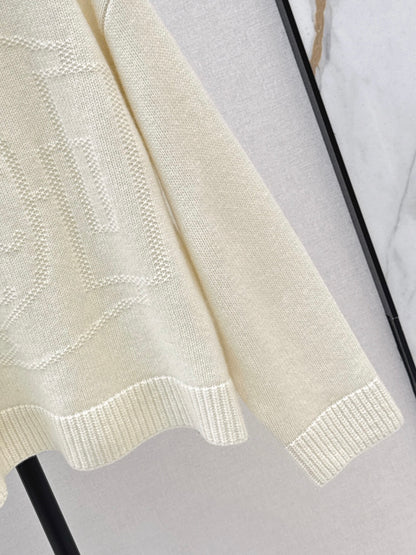 High neck cashmere sweater