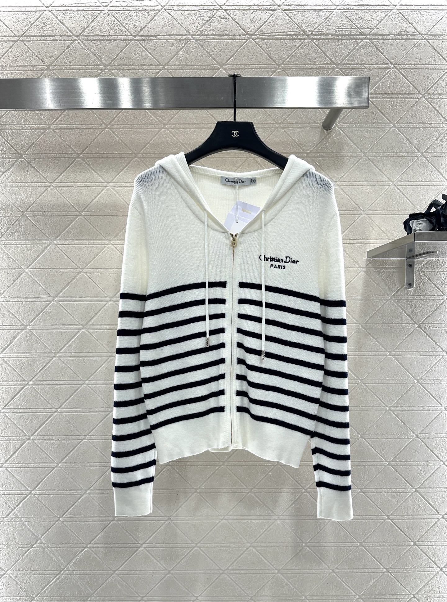 Striped knitted hooded jacket