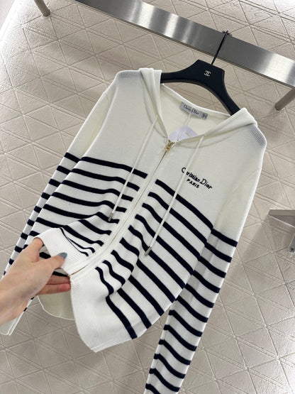 Striped knitted hooded jacket