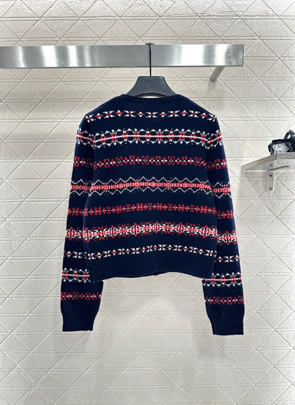 Round neck knitted snowflake striped cardigan