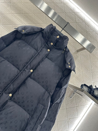 Detachable hooded jacquard down jacket