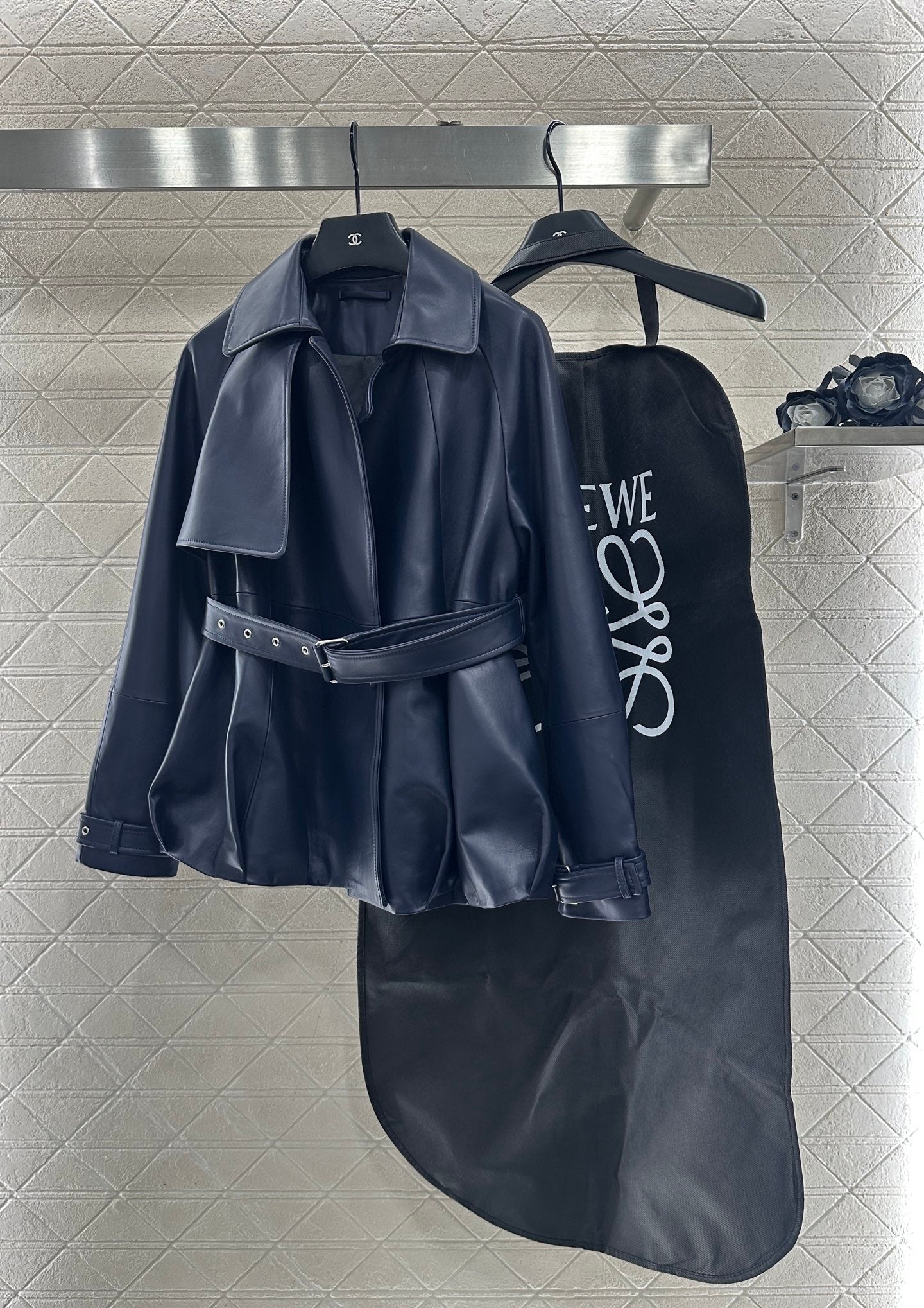 Belt shawl leather jacket