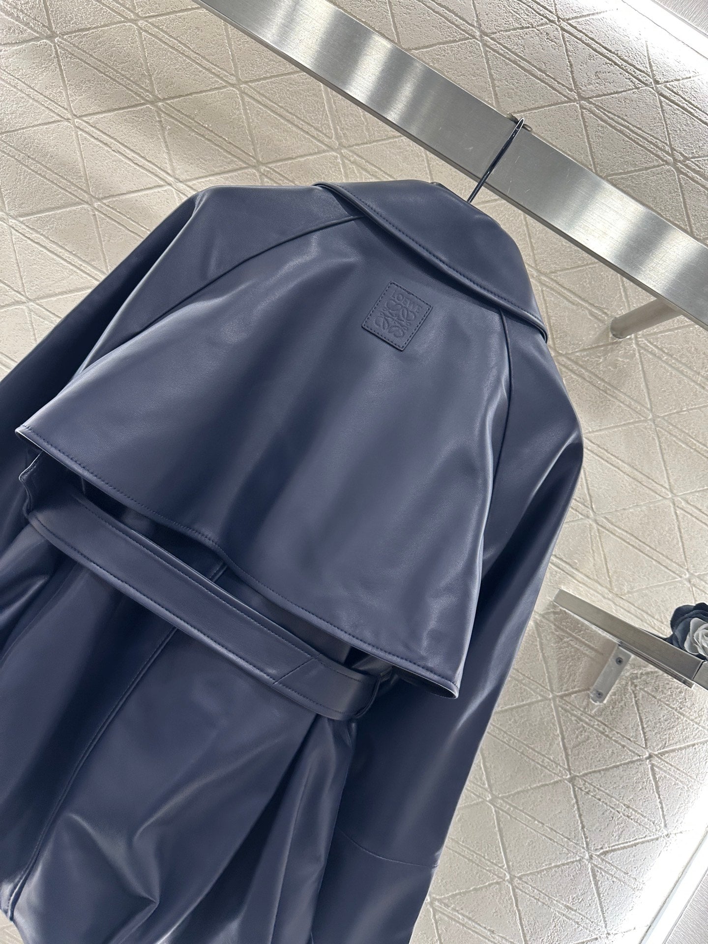 Belt shawl leather jacket