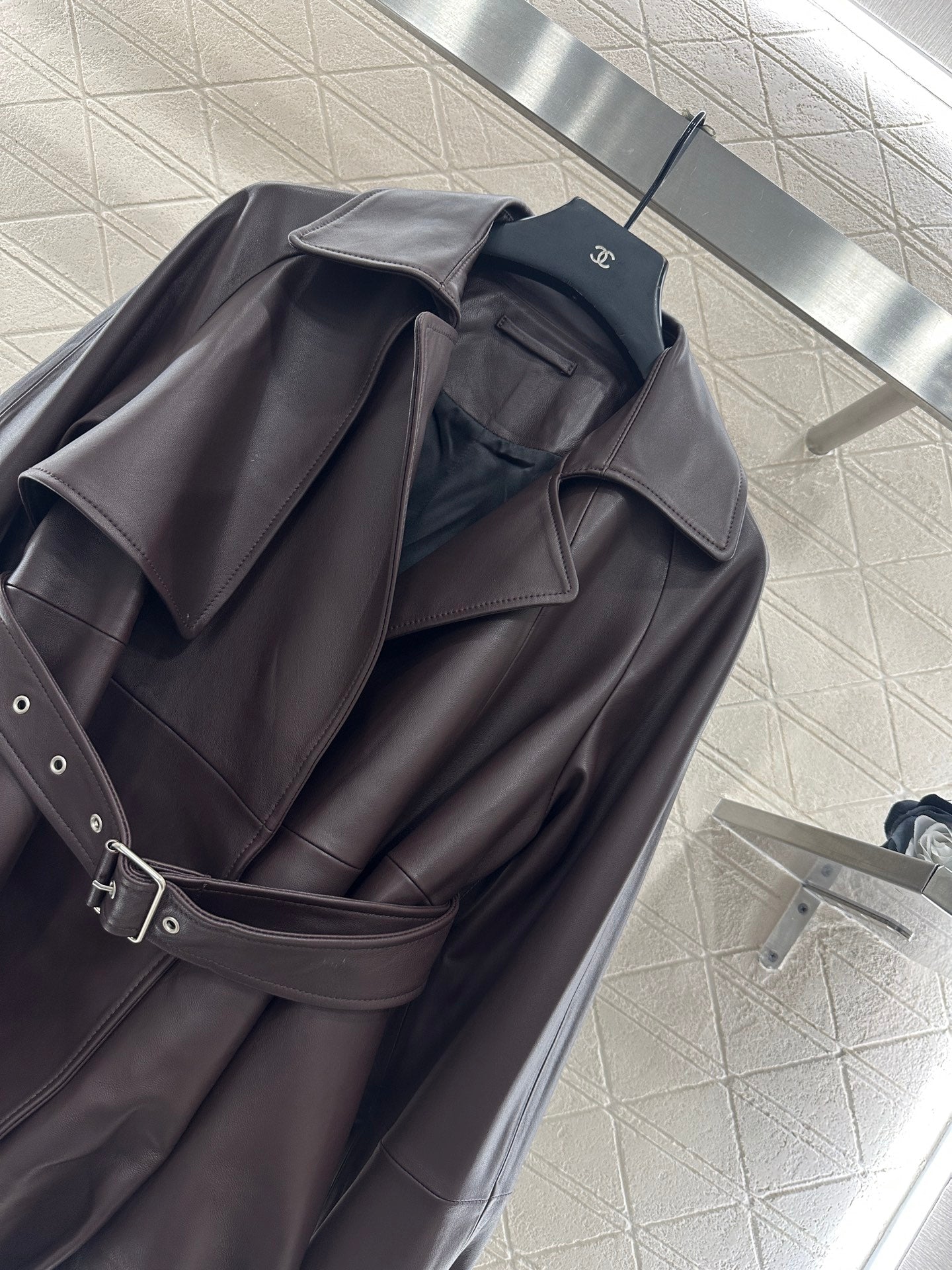 Belt shawl leather jacket