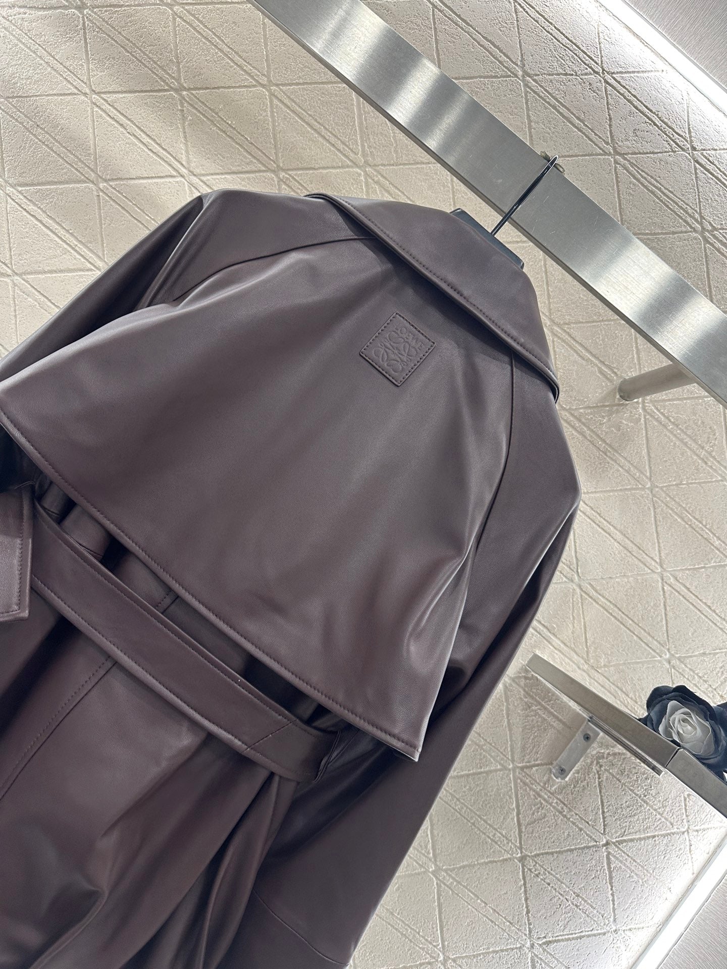 Belt shawl leather jacket