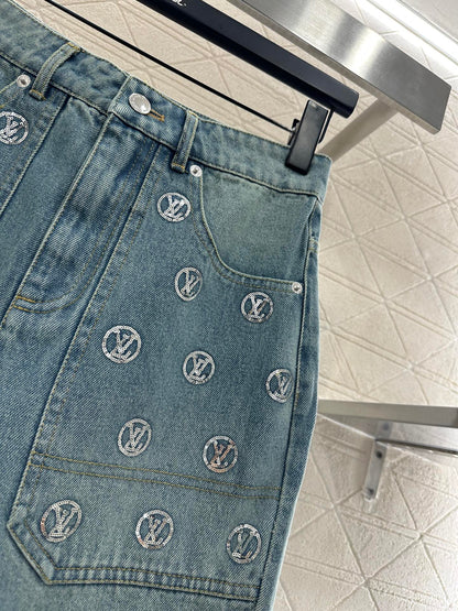 Embroidered sequined pants