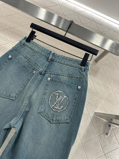 Embroidered sequined pants