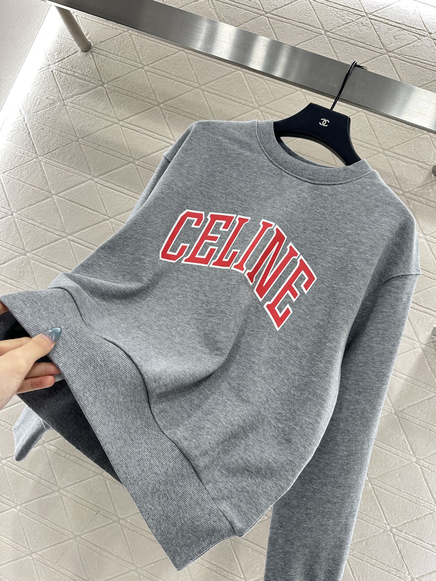 Round neck letter contrasting hoodie
