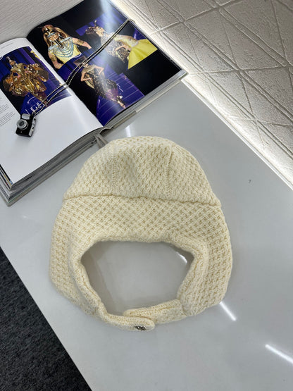 Cashmere buckle skiing knitted hat