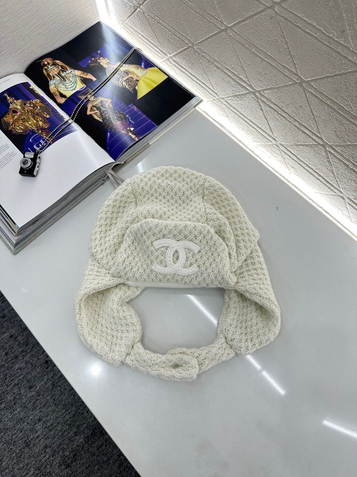 Cashmere buckle skiing knitted hat