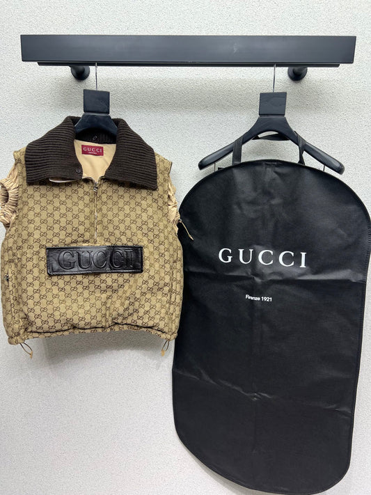 Old flower down jacket vest