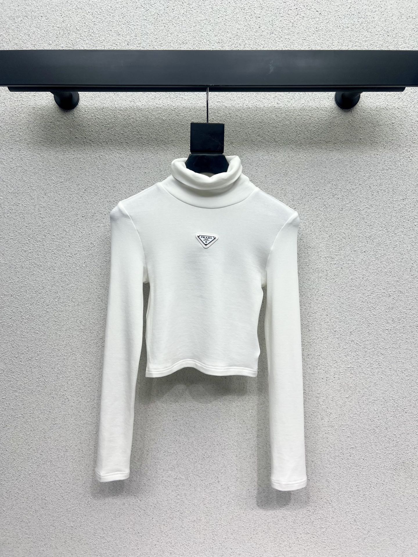 Triangle high neck base top