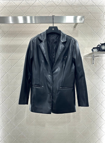 Silhouette leather suit jacket