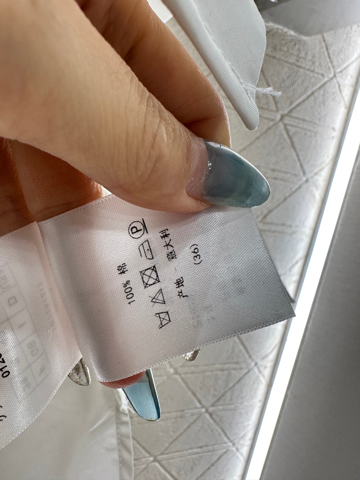 Stacked cake collar shirt