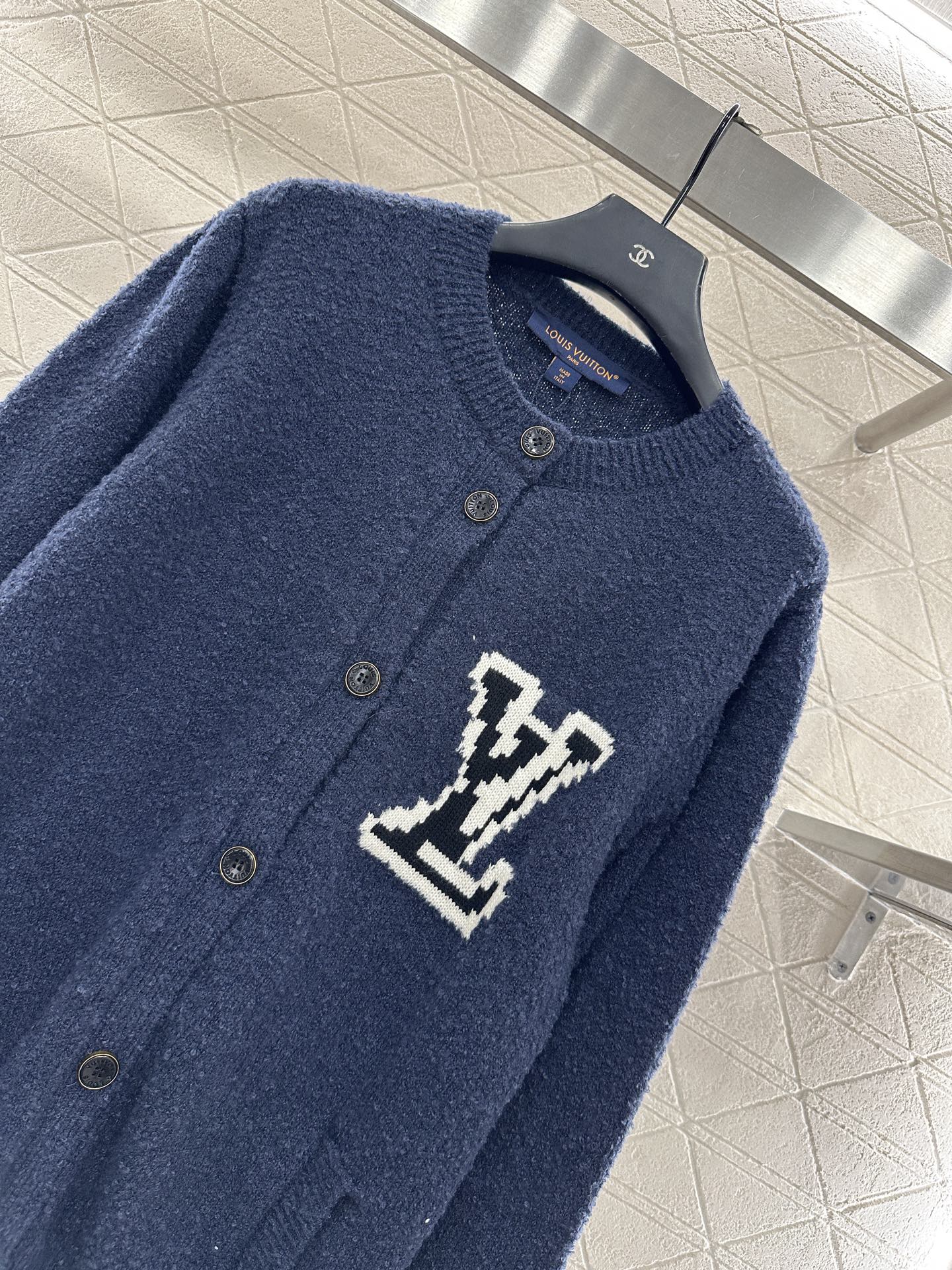 Jacquard knitted cardigan