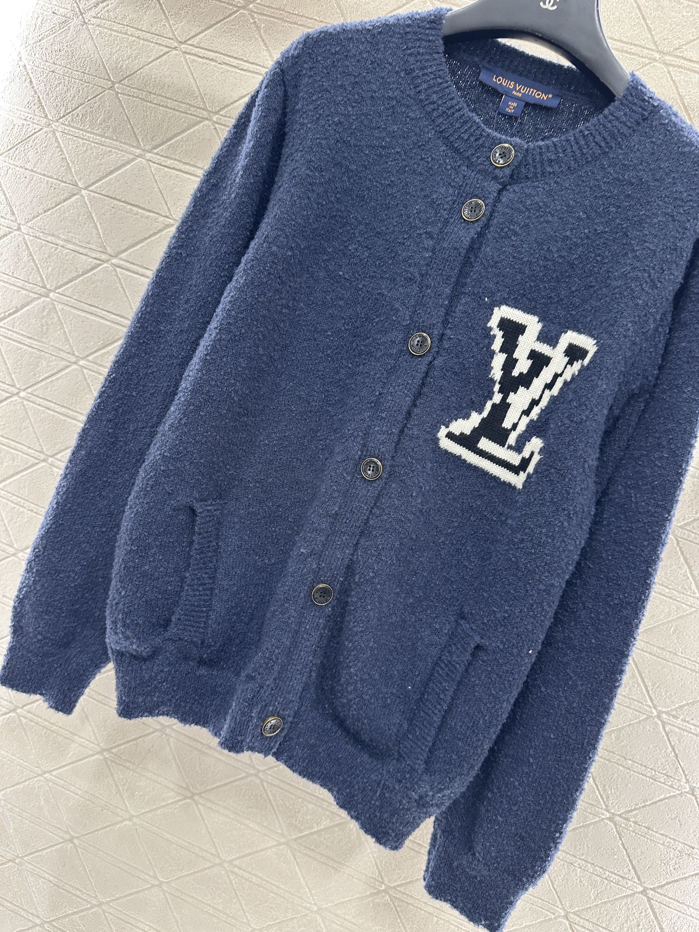 Jacquard knitted cardigan