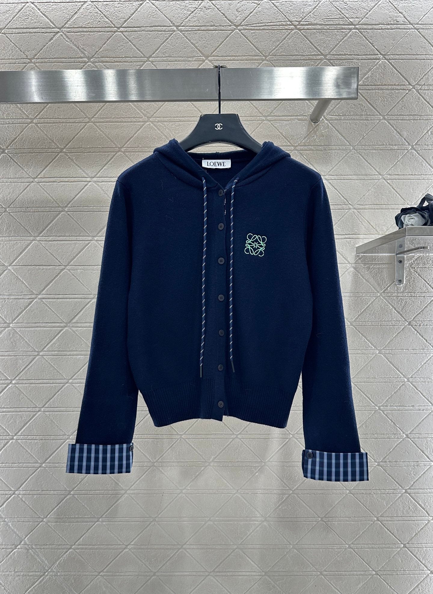 Hooded knitted cardigan