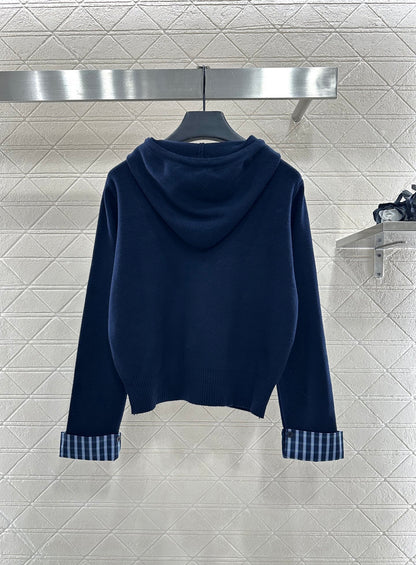 Hooded knitted cardigan